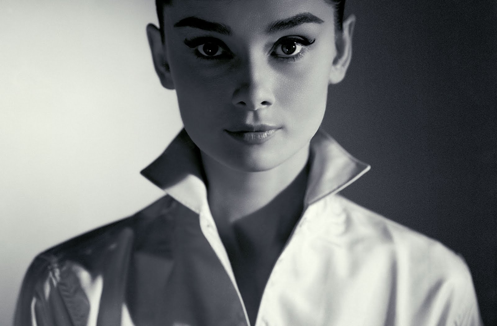 Google Salutes Audrey Hepburn - Movie Mom
