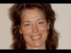 Denise Robinson