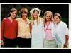 Hansen sisters and mother Lynn
