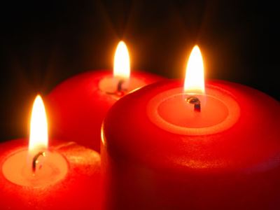 Relaxing red candles