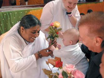 Amma, Ammachi, Hugging Saint