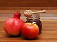 Rosh Hashanah pomegranates apples honey