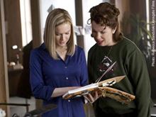 Renee Zellweger and Siobhan Fallon in New in Town